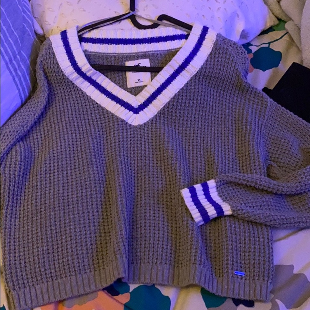 Hollister sweatshirt